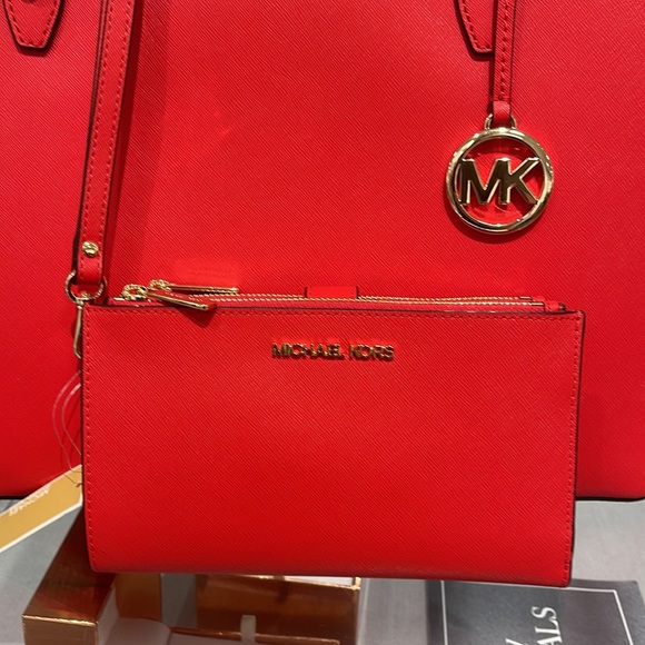 Michael Kors Jet Set Travel Large Double Zip Leather Wristlet phone holder NWT - Picture 5 of 16